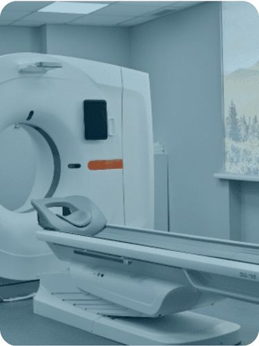 Scanner IRM en salle d'imagerie médicale - application équipement médical et diagnostic